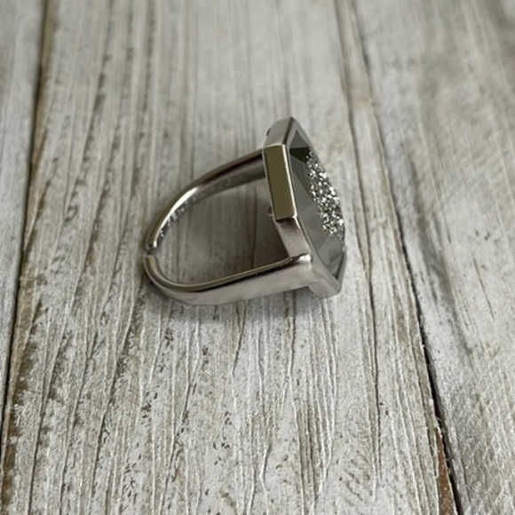 Kendra Scott Platinum Druzy Davis Cocktail Ring Silver New Without Tags! - Picture 3 of 10